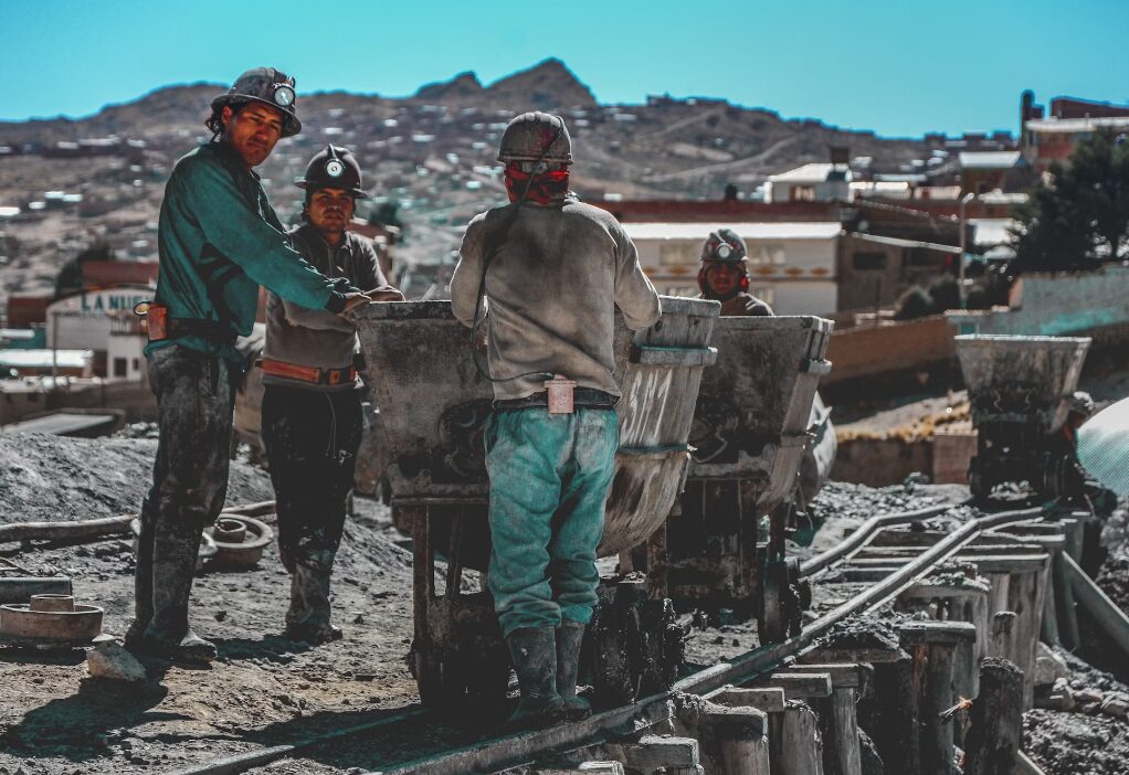 What Does It Mean to Be MSHA Blue Card Certified? MSHA Safety Services