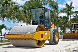 Heavy vehicle Equipment with safety standard maintenance